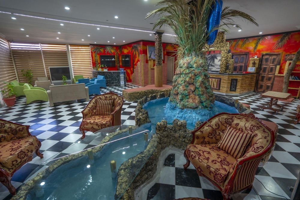CLUB APERION BEACH HOTEL