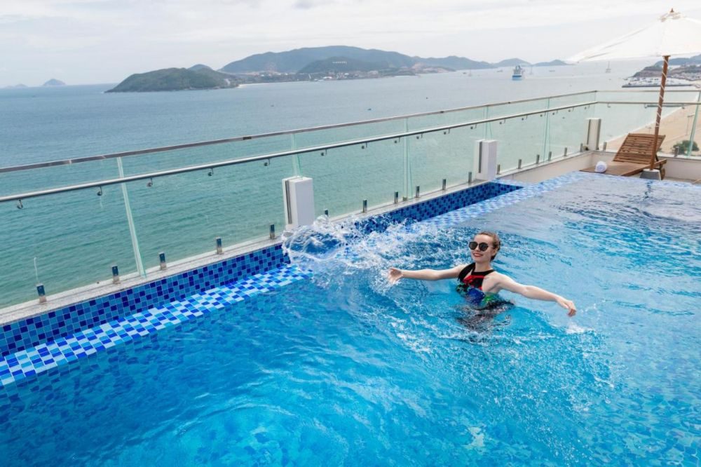 Sun Kiss Hotel