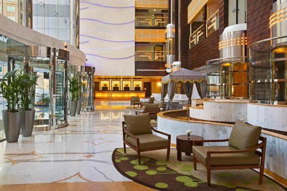 Sunday Signature Hotel & Residences (ex. Doubletree By Hilton Hotel & Residence)