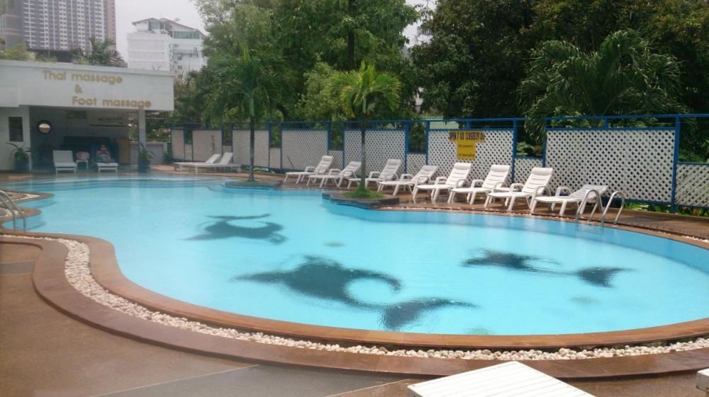 Camelot Hotel
