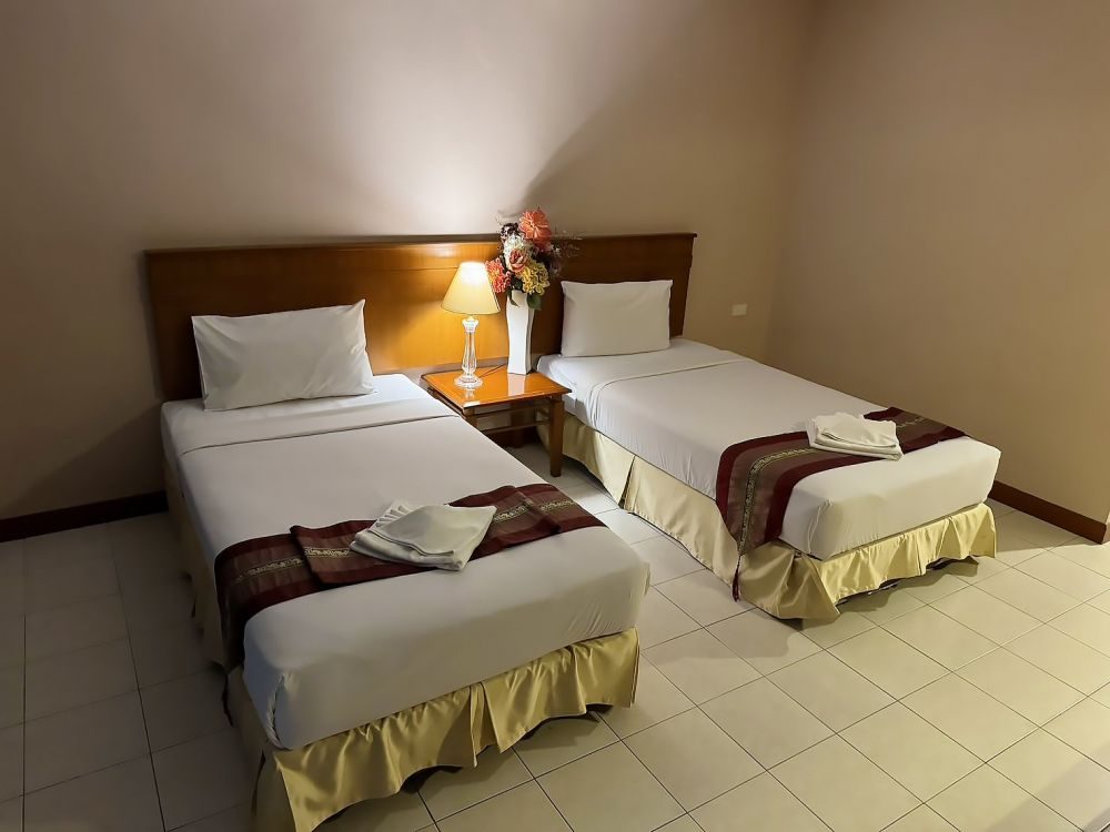 Crown Pattaya Beach Hotel
