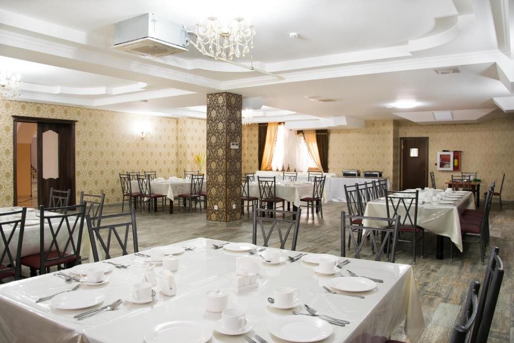Khanaka Hotel