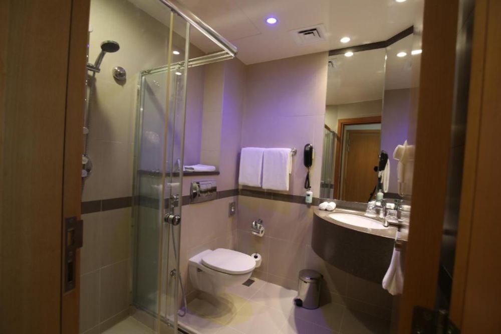 Holiday Inn Express Dubai Airport