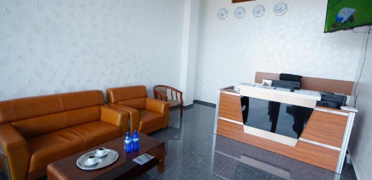 HOTEL 725