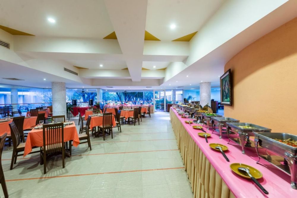 Hotel Tropicana