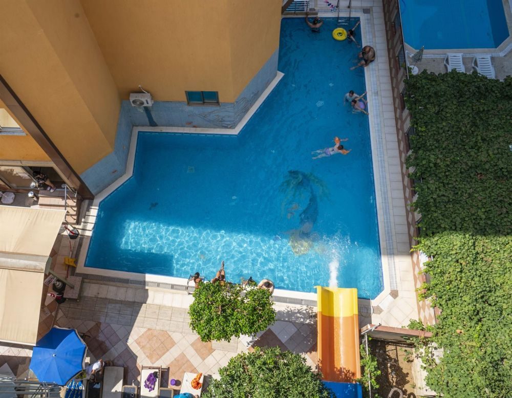 KLEOPATRA IKIZ HOTEL