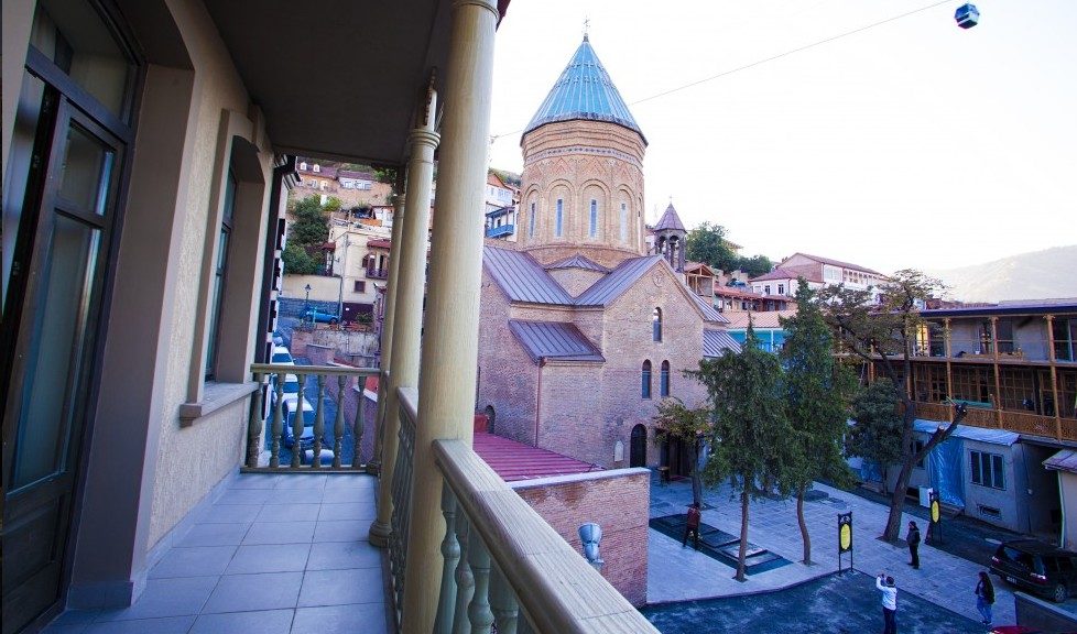 URBAN OLD MEIDAN