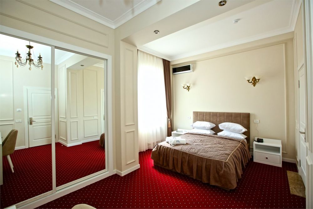 Miraj Hotel