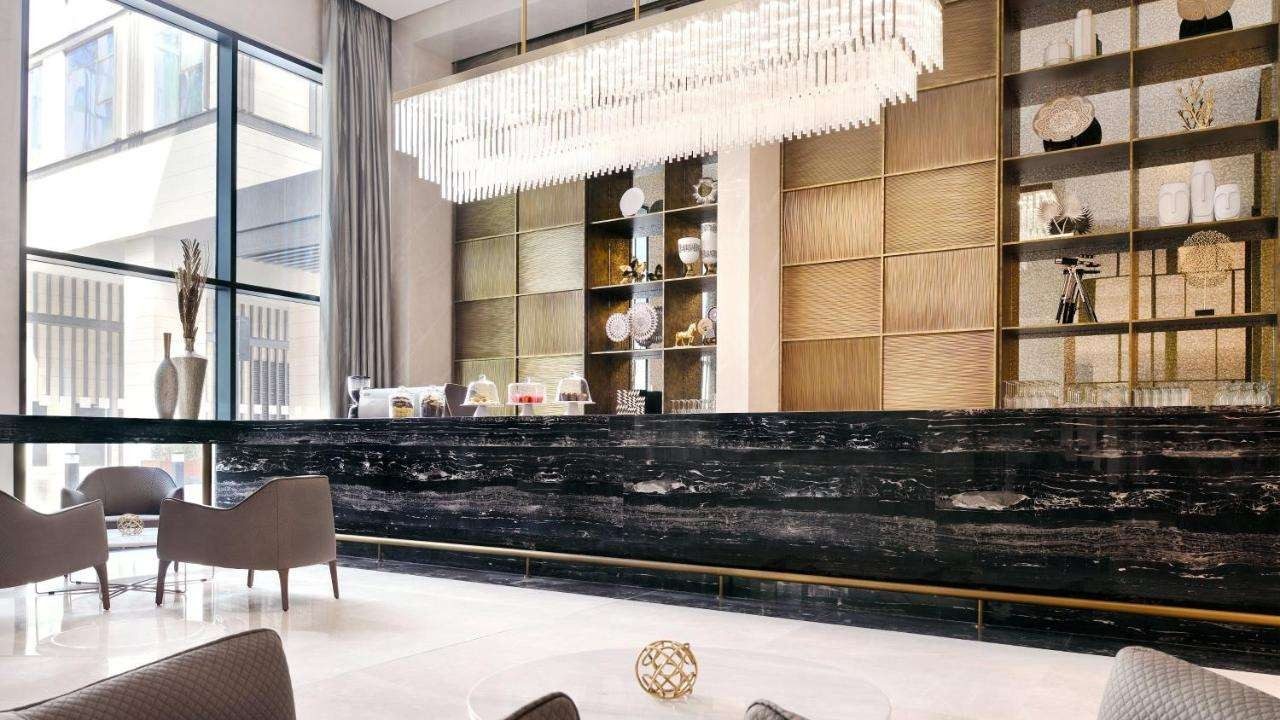 Holiday Inn Dubai Al Maktoum Airport