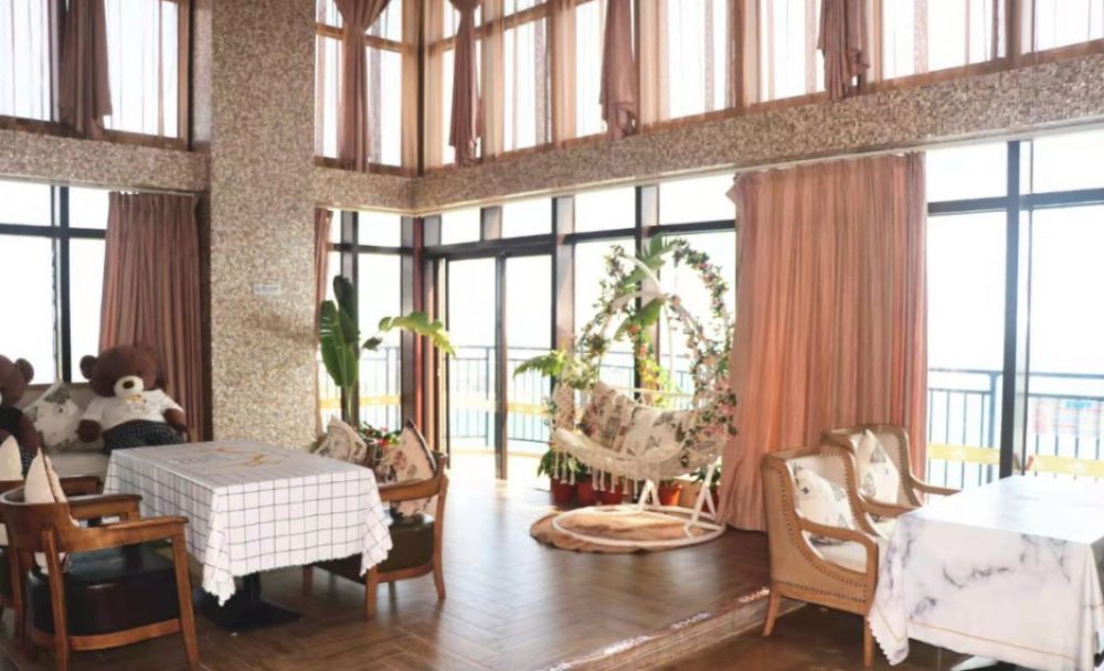 Barry Boutique Seaview Hotel Sanya