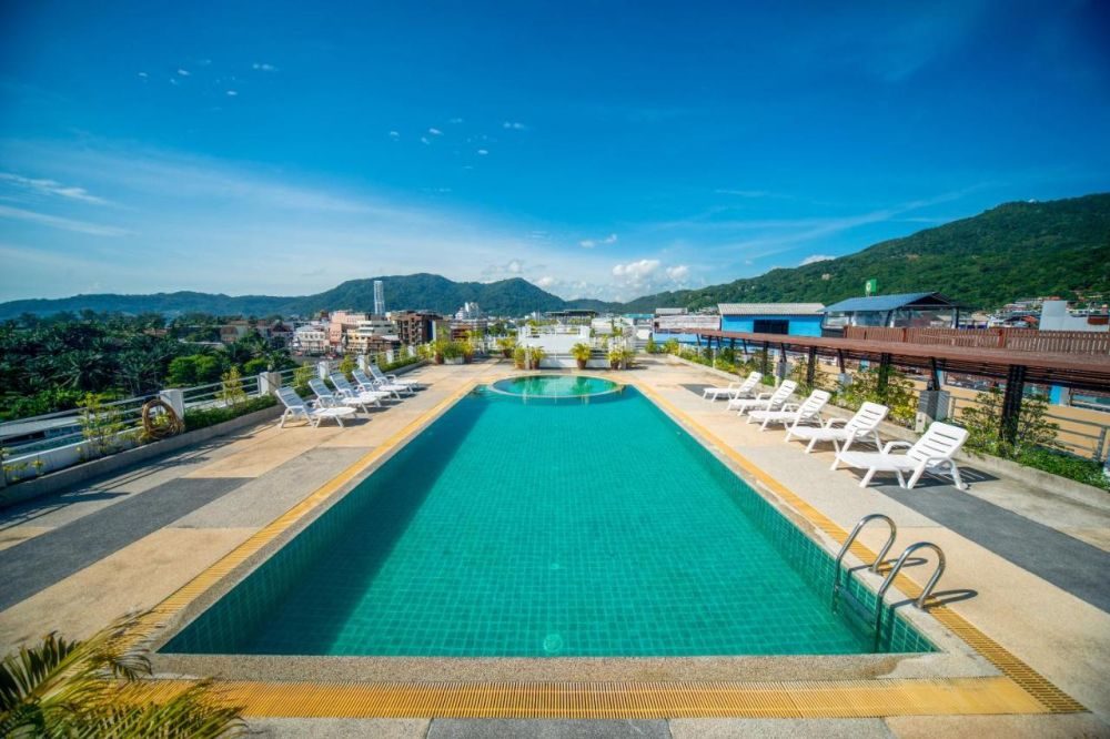 I DEE HOTEL PATONG