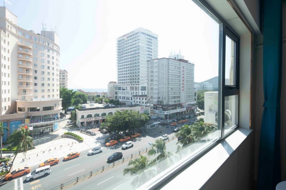The Sea View Hotel
