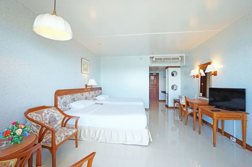 Pattaya Park Beach Resort