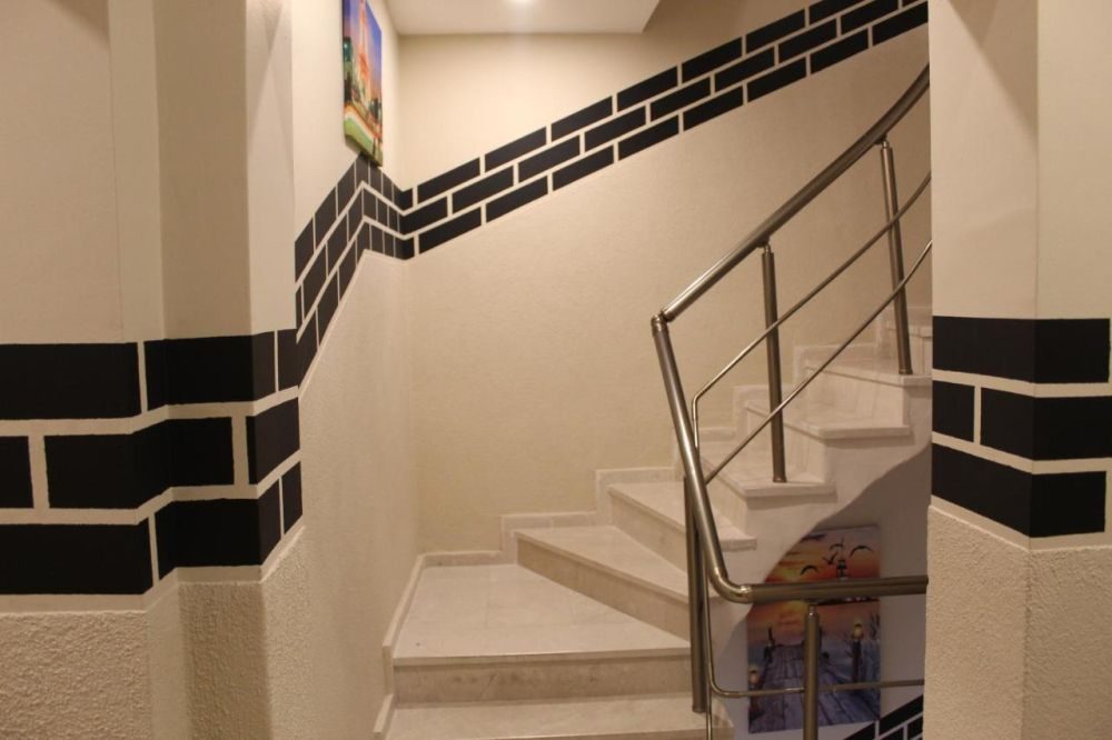 THE LAILA HOTEL