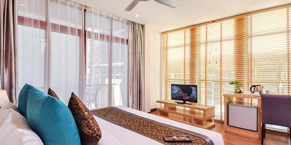 Triton Beach Hotel