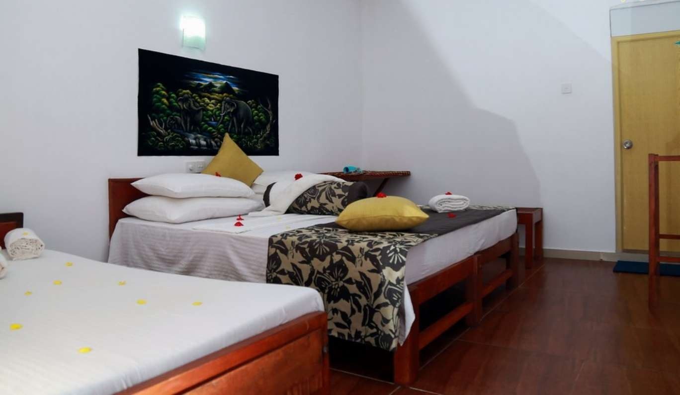 Hansa Surf Hotel (ex Polina Beach Hikkaduwa)