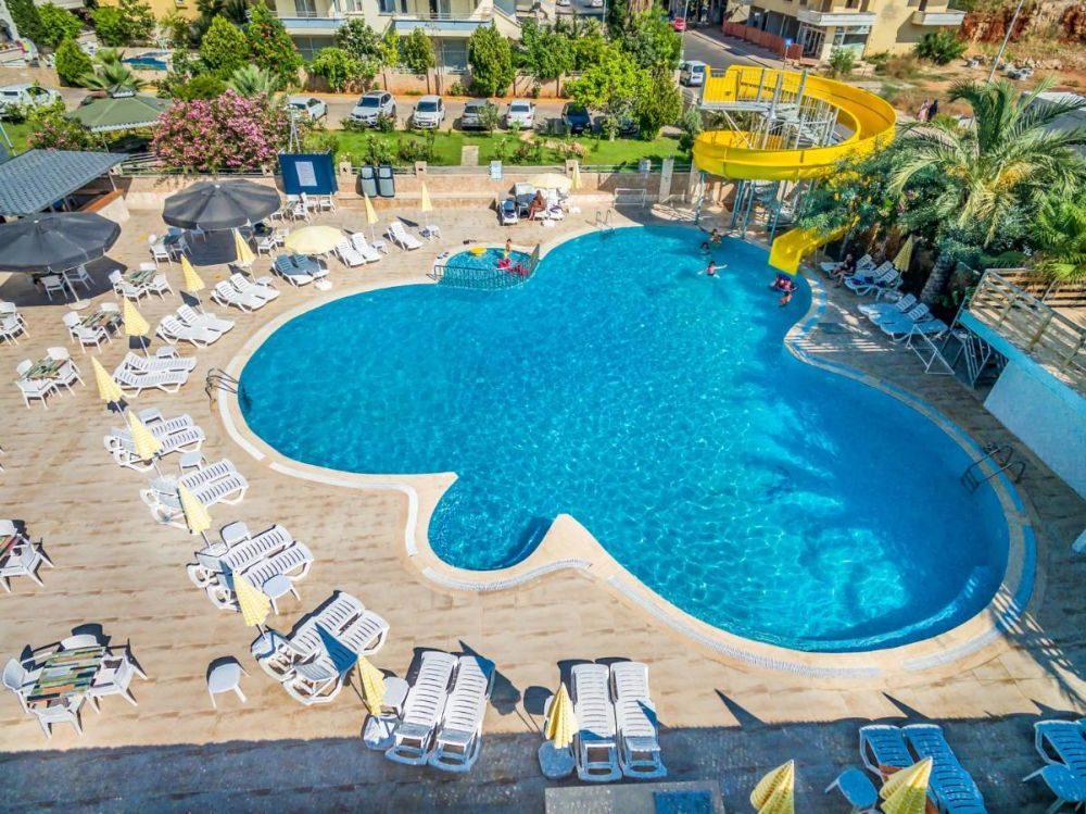 ARSI BLUE BEACH HOTEL