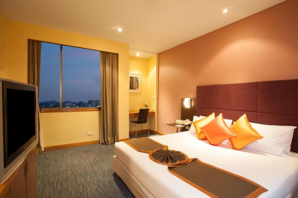 PHUKET MERLIN HOTEL