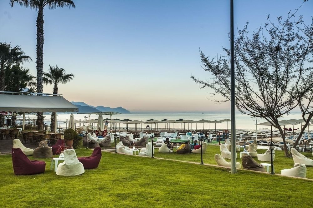 GRAND NAR HOTEL ONLY ADULT +16
