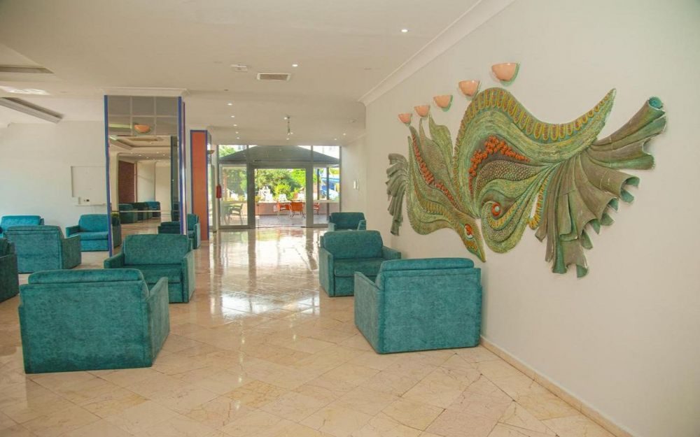 GRAND BAHAMA BEACH HOTEL