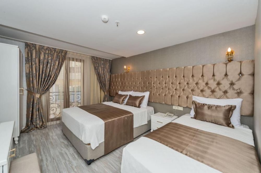 GRAND PAMIR HOTEL