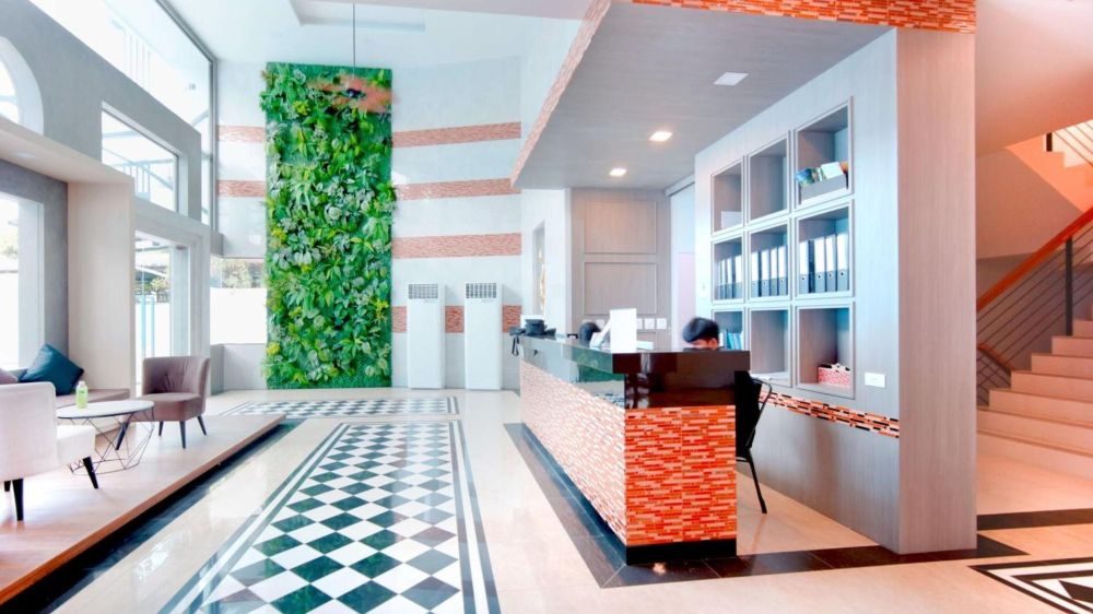 PHOENIX HOTEL KARON BEACH