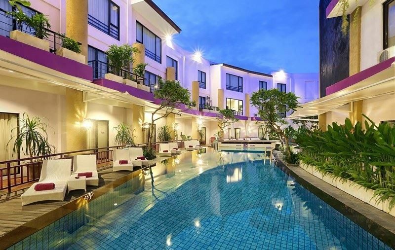Фото отеля Kuta Central Park Hotel