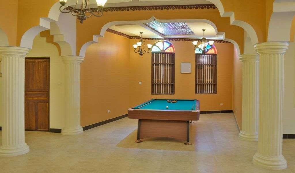 Tembo Palace Hotel