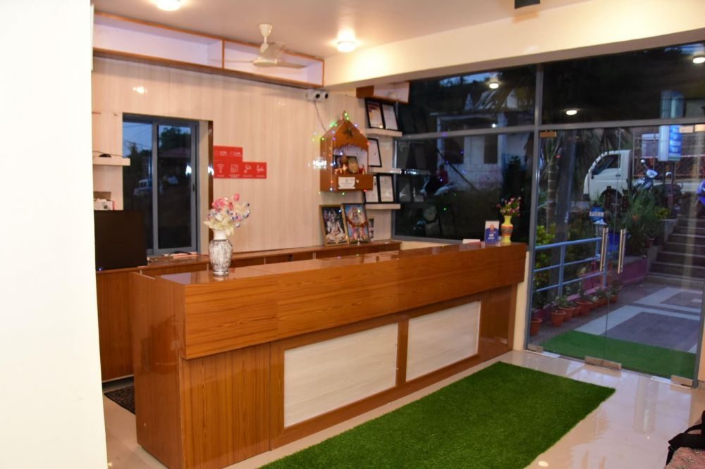 Hotel Rajeshwar (Ex Hotel Aananda)