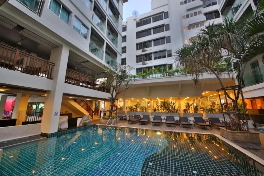 Sunshine Hotel & Residence