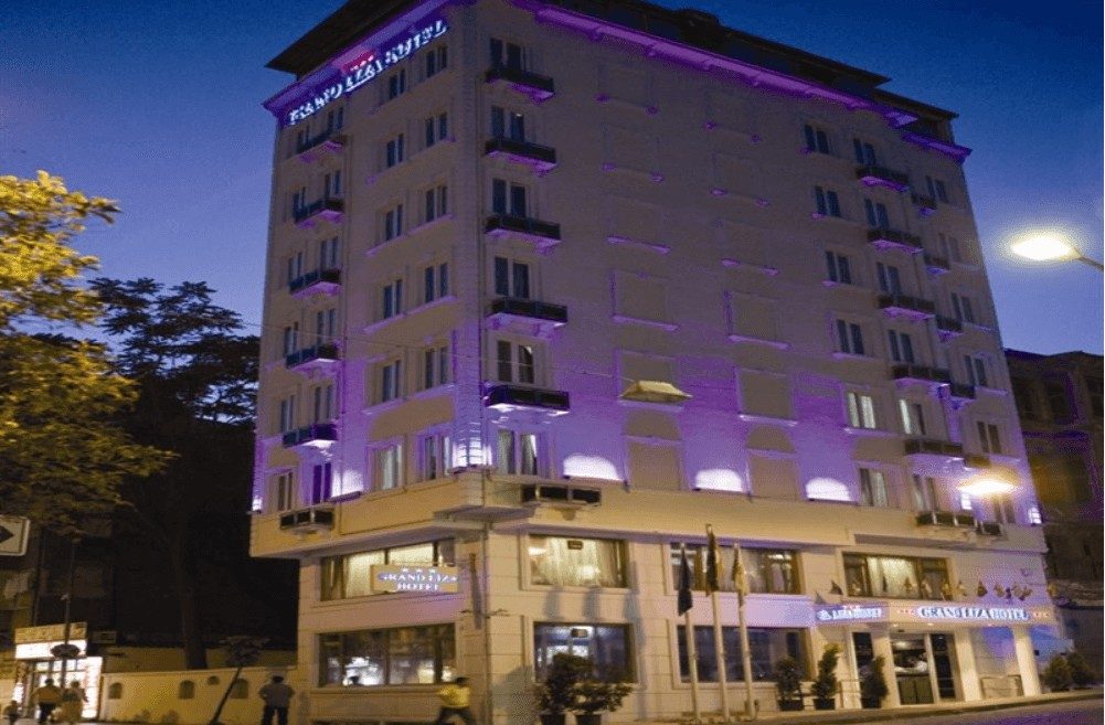 GRAND LIZA HOTEL