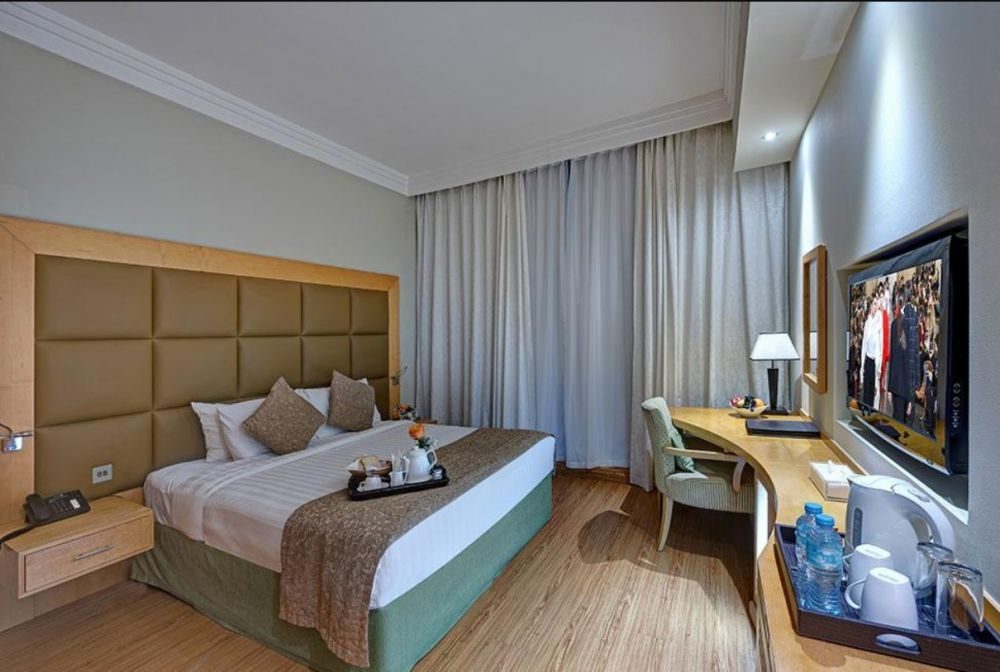The Leela Hotel