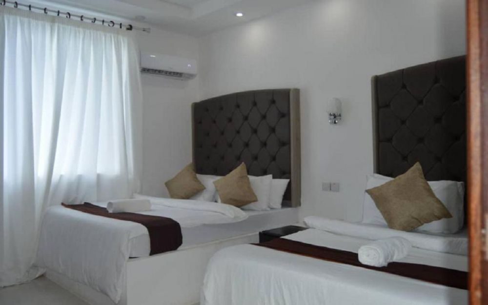 Sun Sea Bar Hotel