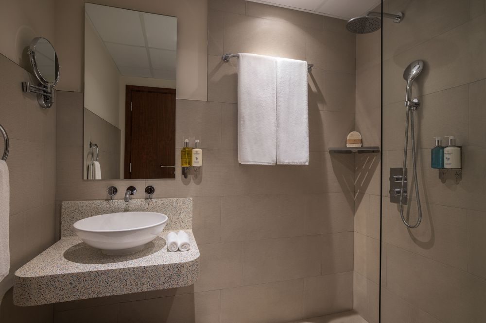 Queen Elizabeth 2 Hotel