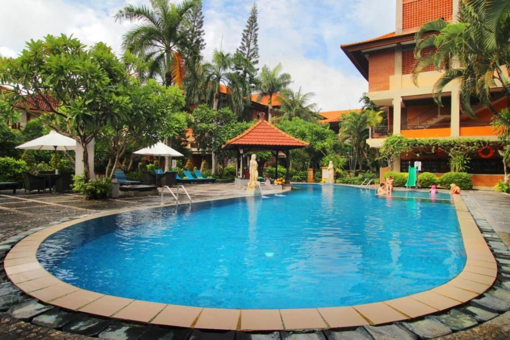 Mehmonxona fotolari Adi Dharma Hotel
