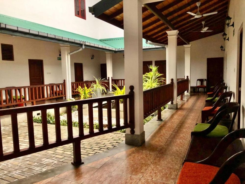 Sundowners Guesthouse