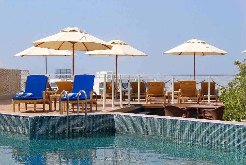 Golden Tulip Muscat