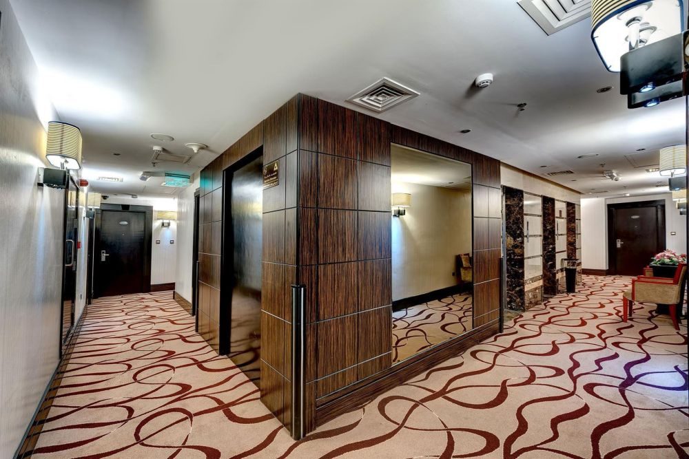 Sharjah Palace Hotel