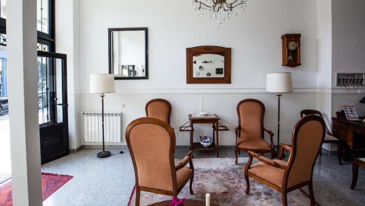 HOTEL 16