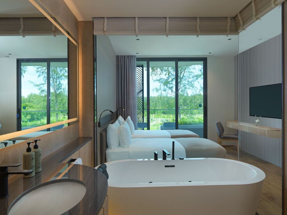 LA GREEN HOTEL & RESIDENCE