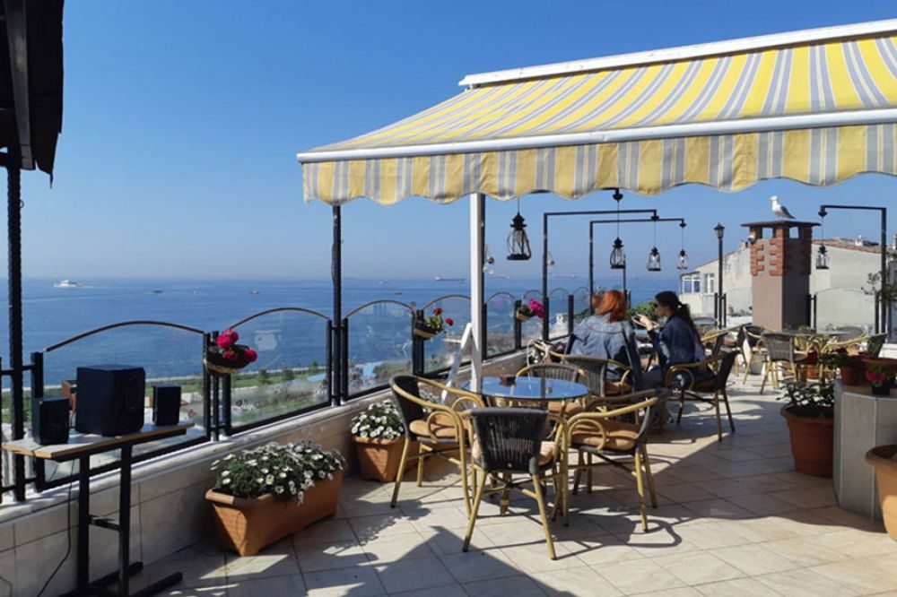ARTEFES HOTEL