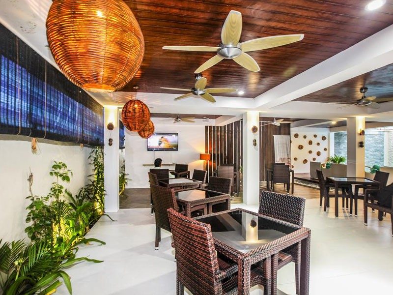 Kue Hotels (ex Aquzz Maafushi)