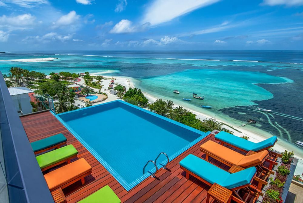 Triton Prestige Seaview & SPA
