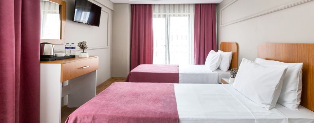 RIA SUITES HOTEL