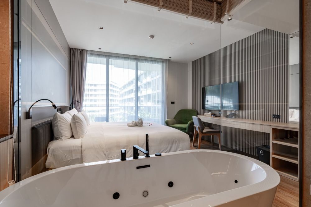 LA GREEN HOTEL & RESIDENCE