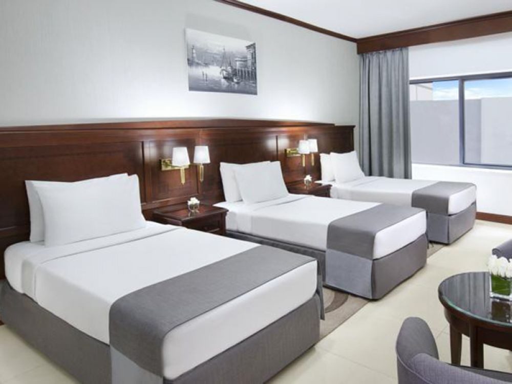 Admiral Plaza Hotel