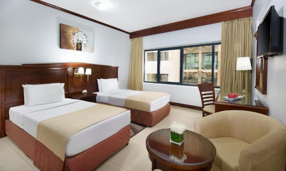 Admiral Plaza Hotel