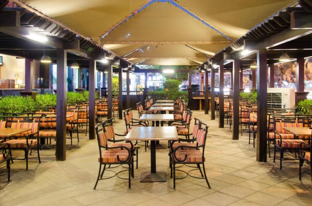 Avenue Hotel