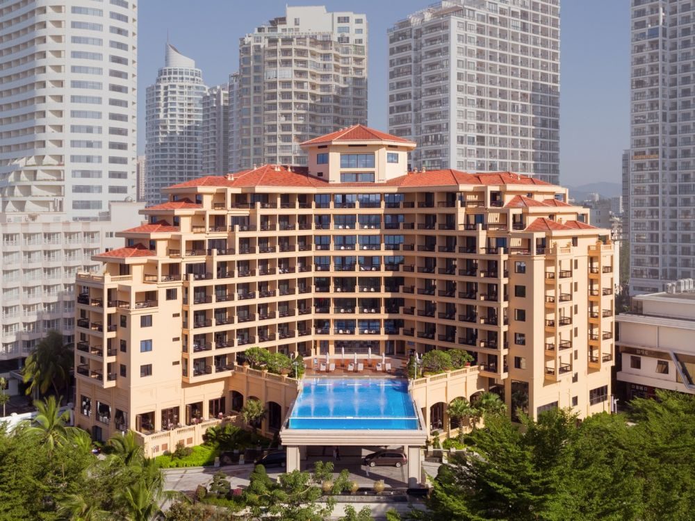 Golden Phoenix Sea View Hotel