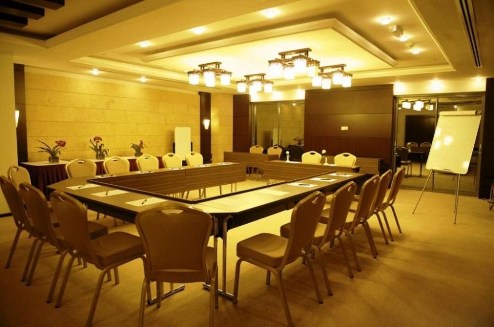 Grand Belle Vue Hotel Apartment
